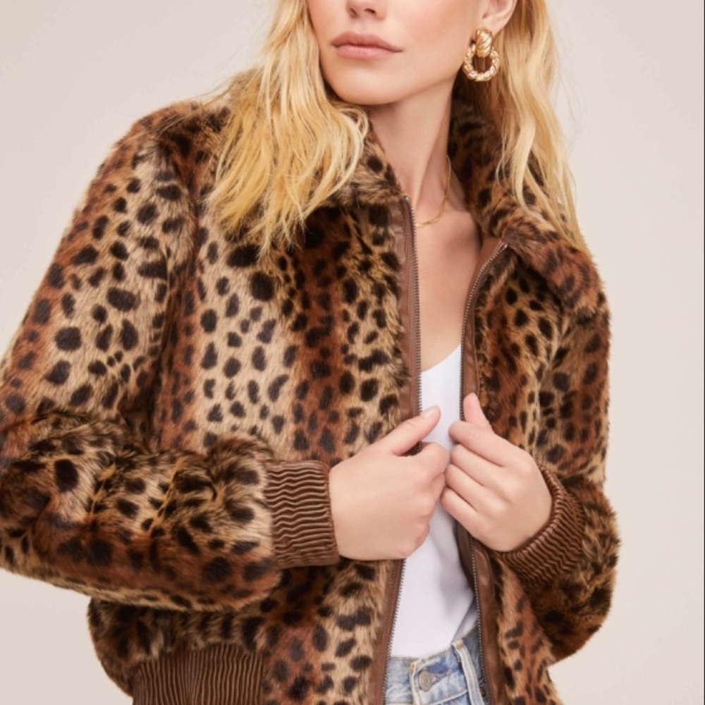 ASTR The Label NWOT Faux Fur Leopard Jacket - Picture 4 of 8